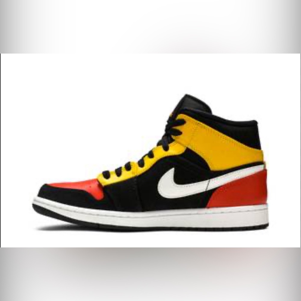 Air Jordan 1s Amarillo size 9